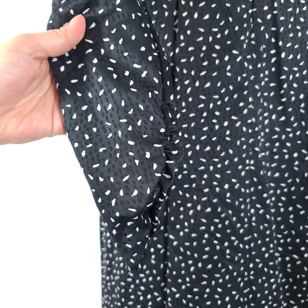 Urban Outfitters Angela Cut-Out Back Maxi Dress - Picture 9 of 12